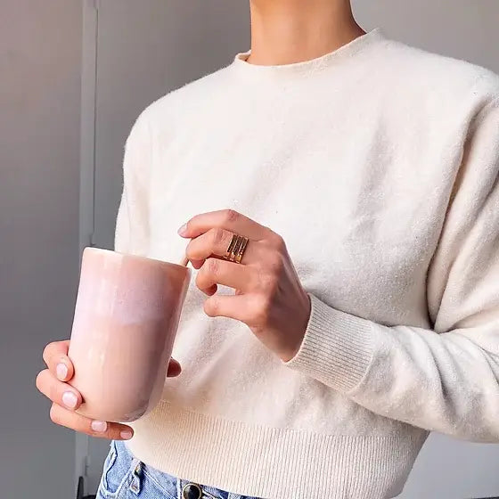Tasse haute en grès rose poudré - Céramique artisanale pièce unique