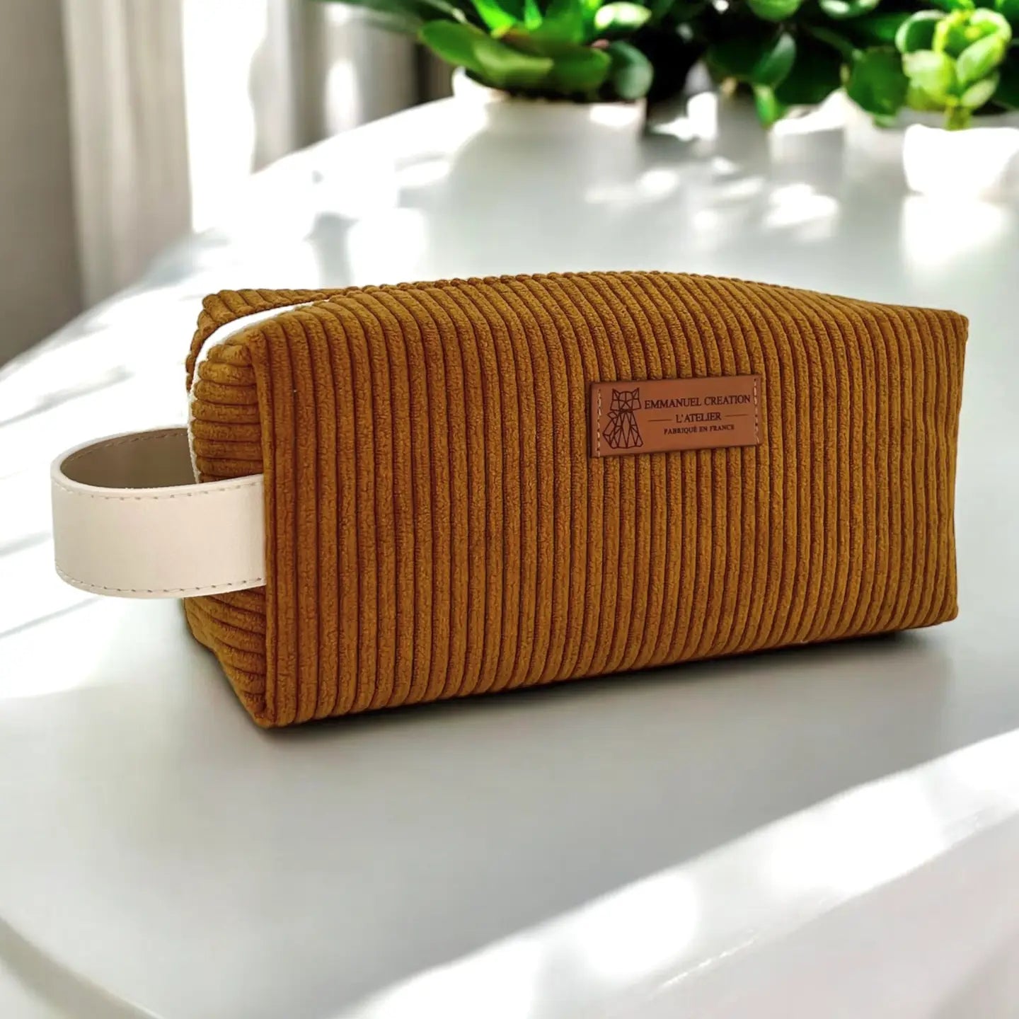 Toiletry Bag - Medium Size - Camel