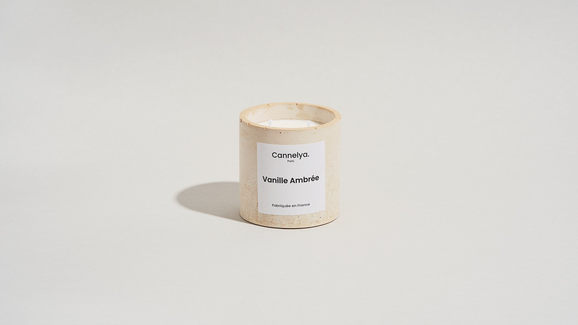 Amber Vanilla Scented Candle - Havana Ochre Pot