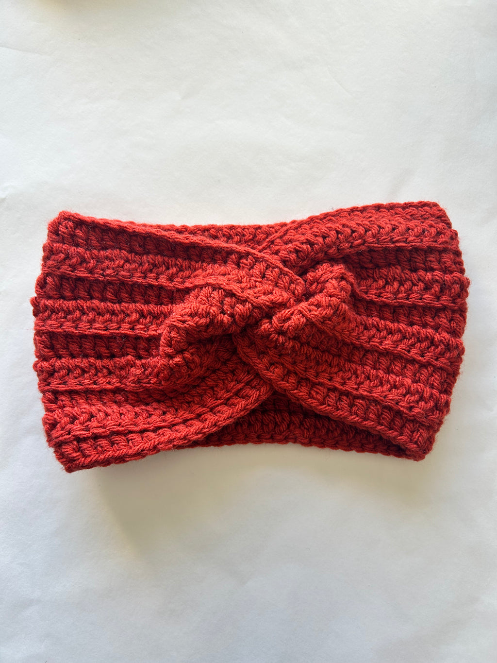 Bandeau large en crochet fait main - Couleur Brique