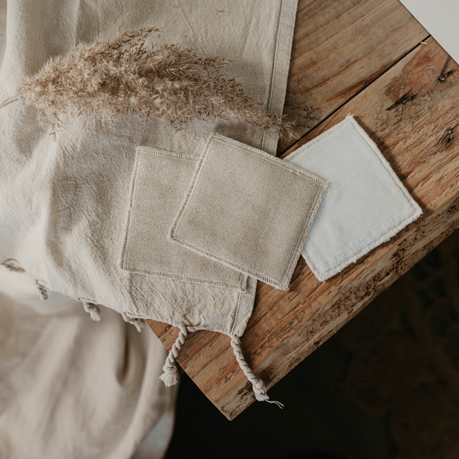 Washable &amp; Reusable Makeup Remover Wipes Gold