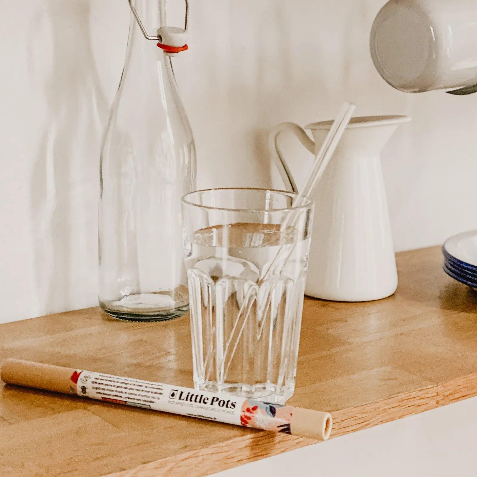 Set of 4 recycled glass straws